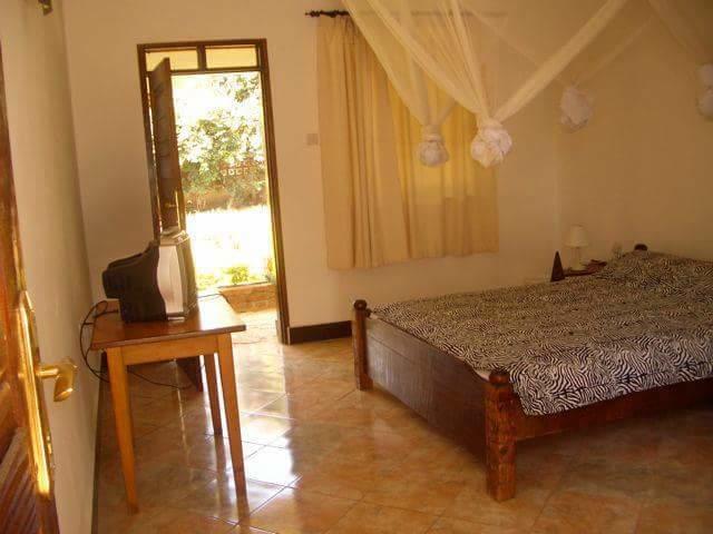 Mama Pierina Restaurant And Annex Hotel Morogoro Kültér fotó
