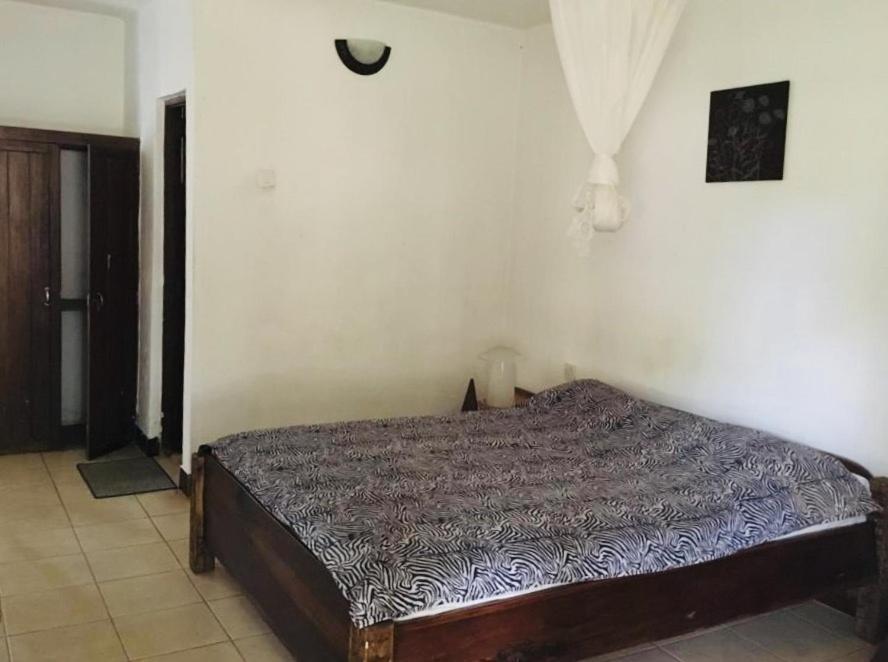 Mama Pierina Restaurant And Annex Hotel Morogoro Kültér fotó